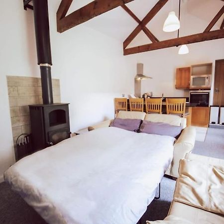 Foy Cosy Cottage On Banks Of River Wye מראה חיצוני תמונה